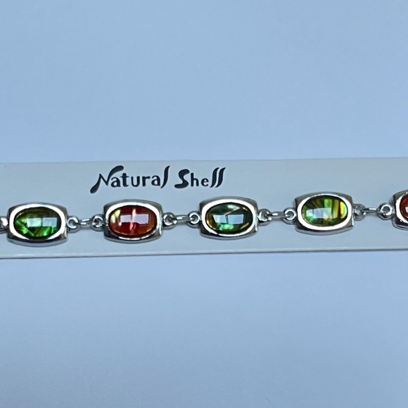👋 3/$15 FASHION JEWELRY OVAL BRACELET NWT - Picture 2 of 5